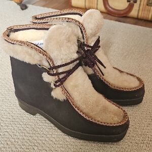 Vintage Snowland Stylish Shearling-Lined Women's Boots Sz 7